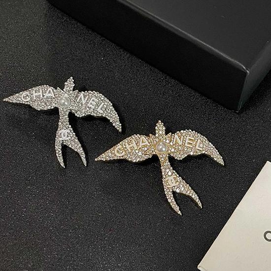 Chanel Brooch YCB72404