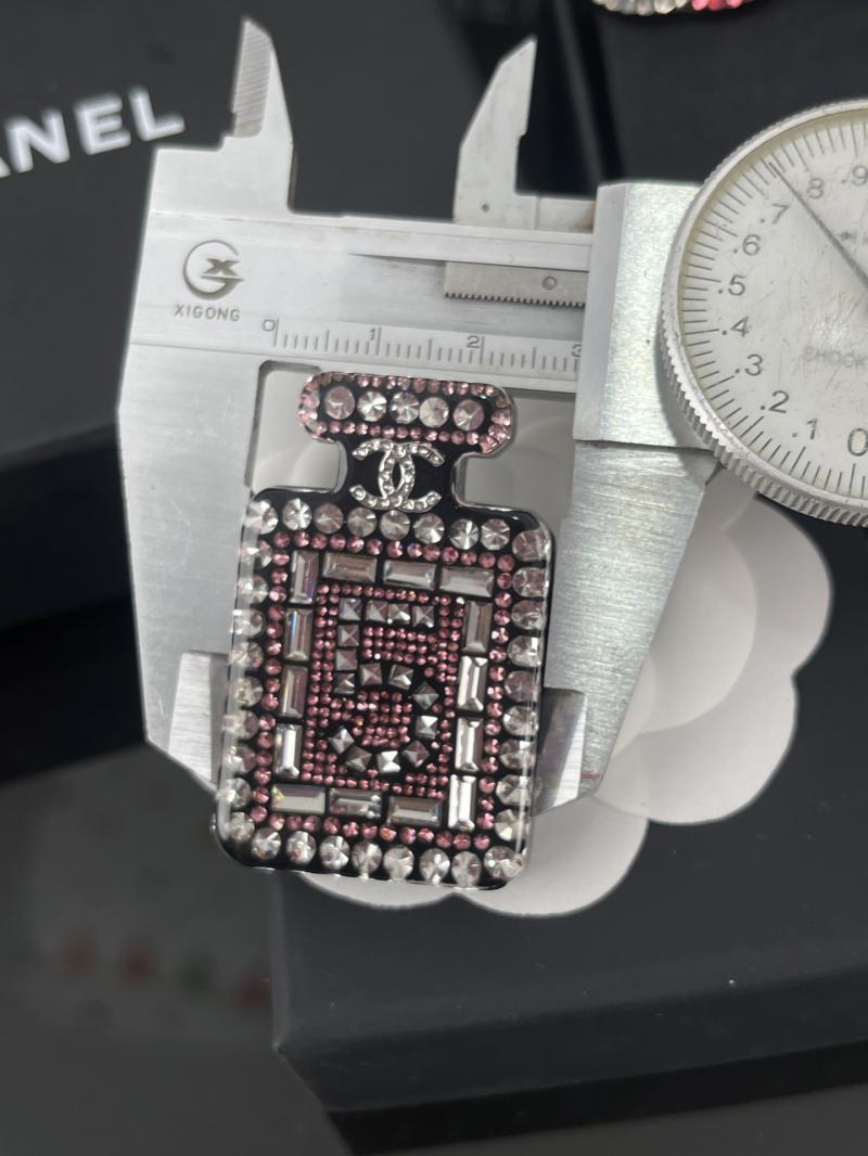 Chanel Brooch YCB72405
