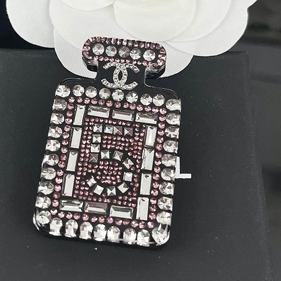 Chanel Brooch YCB72405