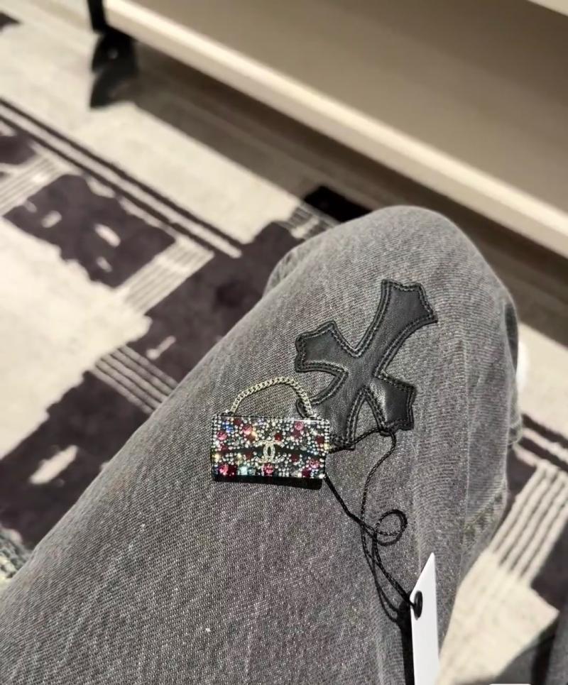 Chanel Brooch YCB72406