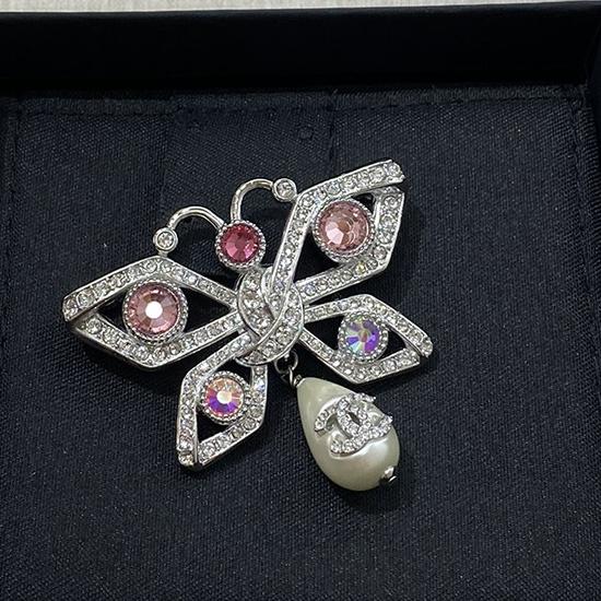 Chanel Brooch YCB81001