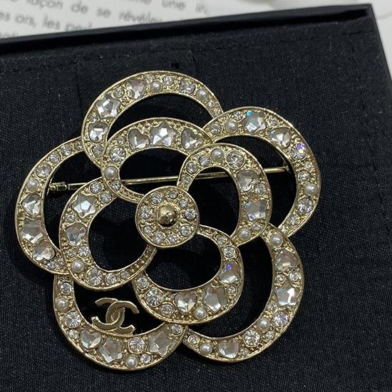 Chanel Brooch YCB81102