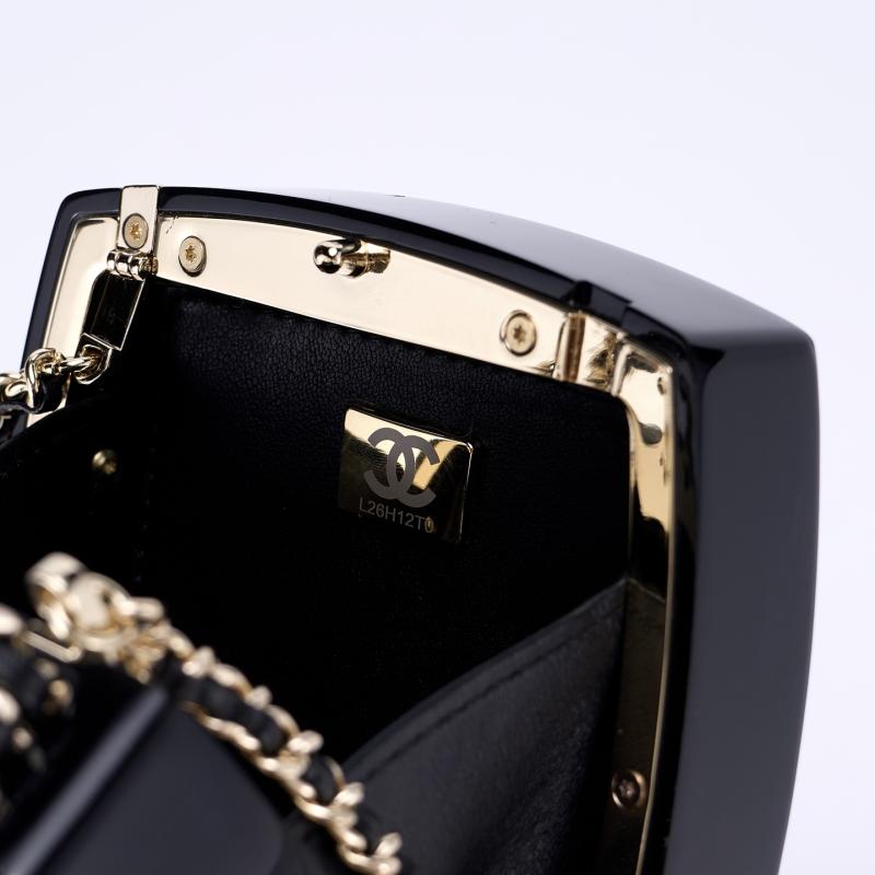 Chanel Makeup Palette Minaudiere AS5652