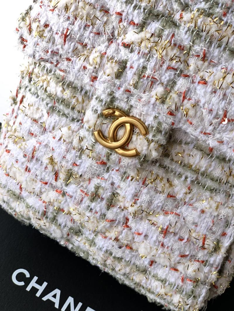 Chanel Tweed 25 Medium Handbag White AS5311
