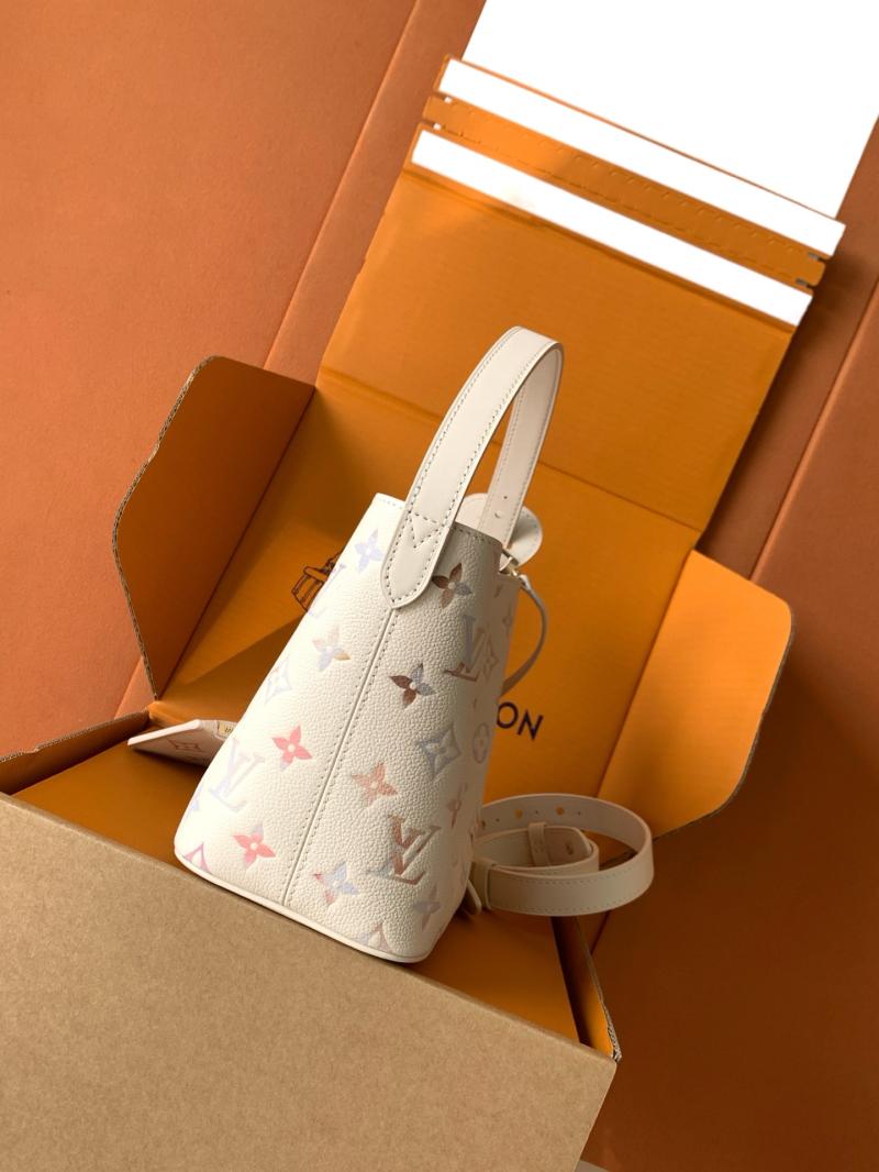 Louis Vuitton All In BB M25673