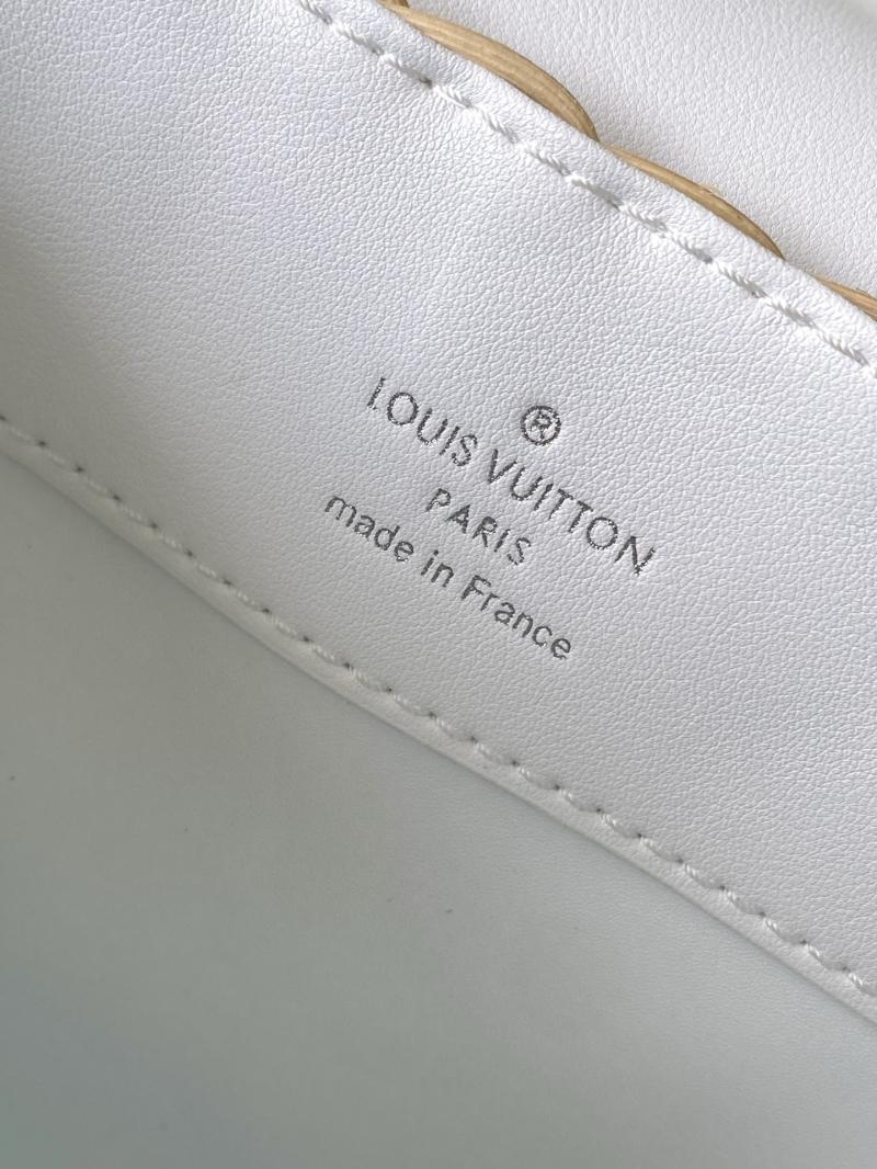 Louis Vuitton Capucines BB White N88126
