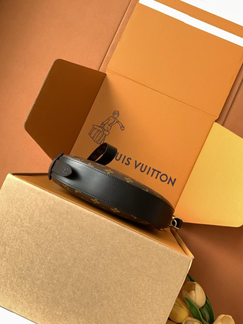 Louis Vuitton Cookie BB M15056