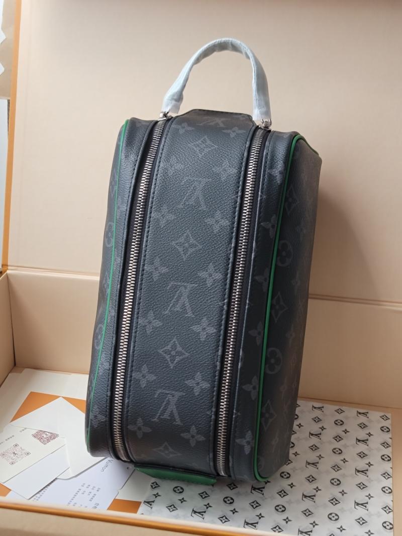 Louis Vuitton Dopp Kit M26433