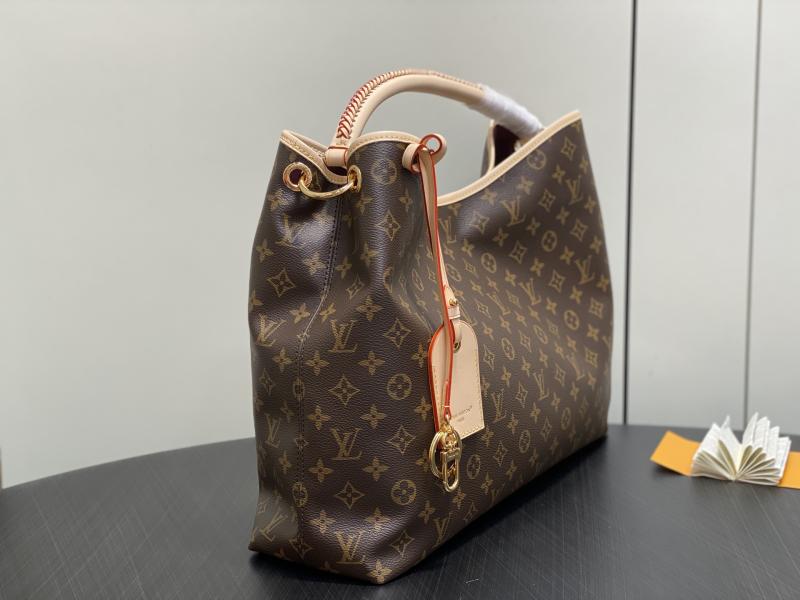 Louis Vuitton Monogram Canvas Again M25877