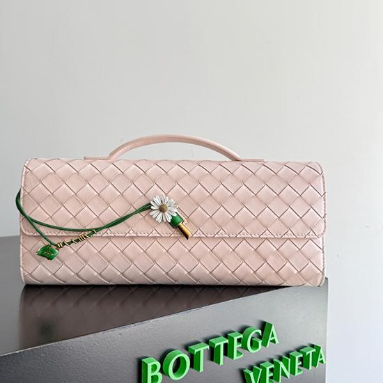Bottega Veneta Andiamo Clutch Seashell 836810
