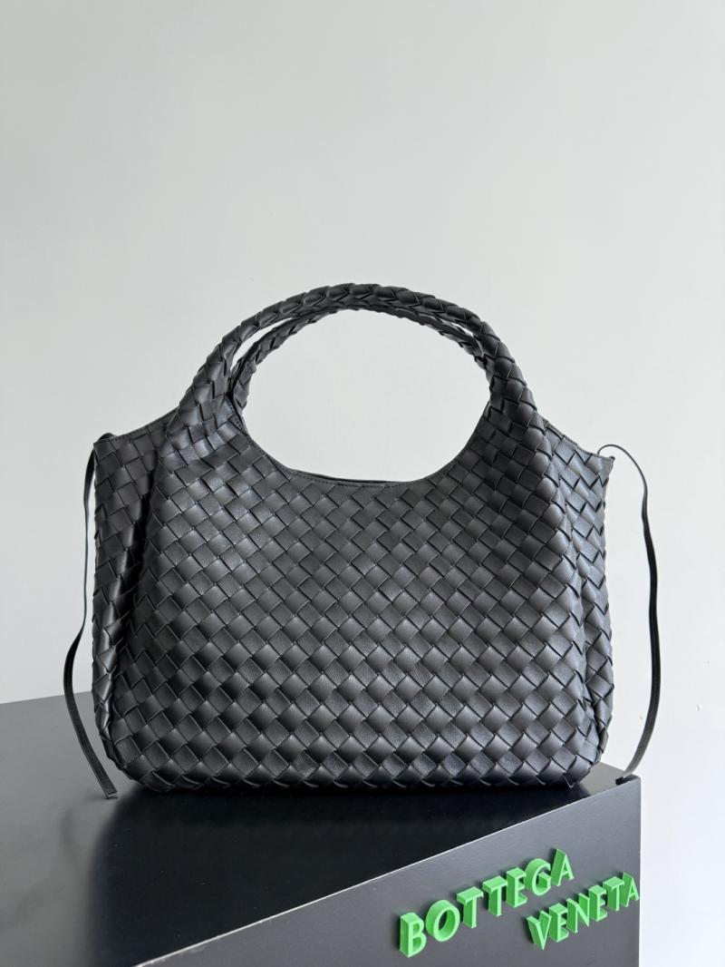 Bottega Veneta Large Campana Black 844250
