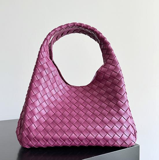 Bottega Veneta Medium Campana Beetroot 844249