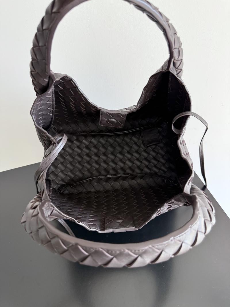 Bottega Veneta Medium Campana Fondant 844249