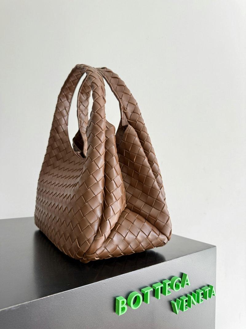 Bottega Veneta Medium Campana Nocciola 844249