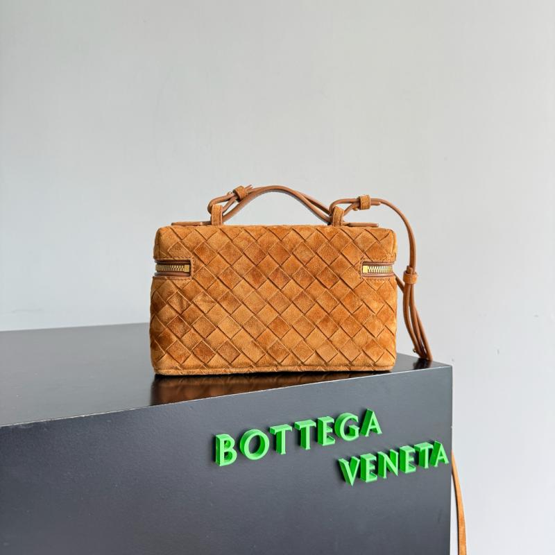 Bottega Veneta Suede Bang Bang Vanity Case Brown B789109