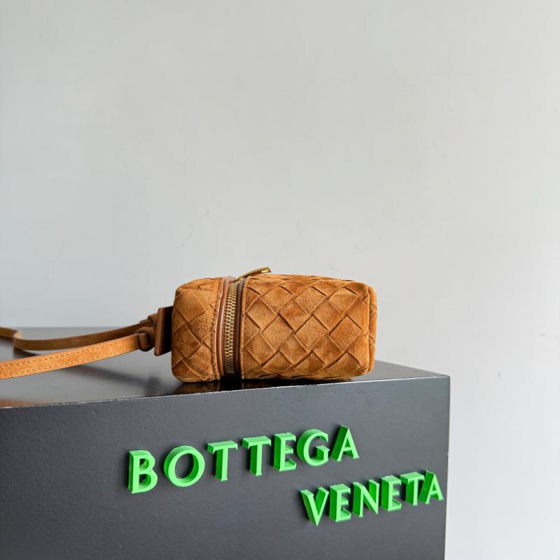 Bottega Veneta Suede Bang Bang Vanity Case Brown B789109