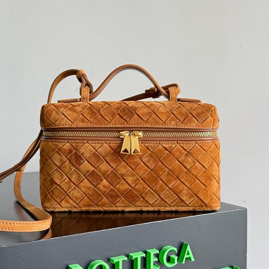 Bottega Veneta Suede Bang Bang Vanity Case Brown B789109