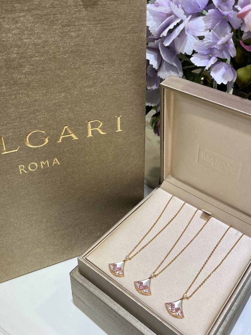 Bvlgari Necklace YBN90701