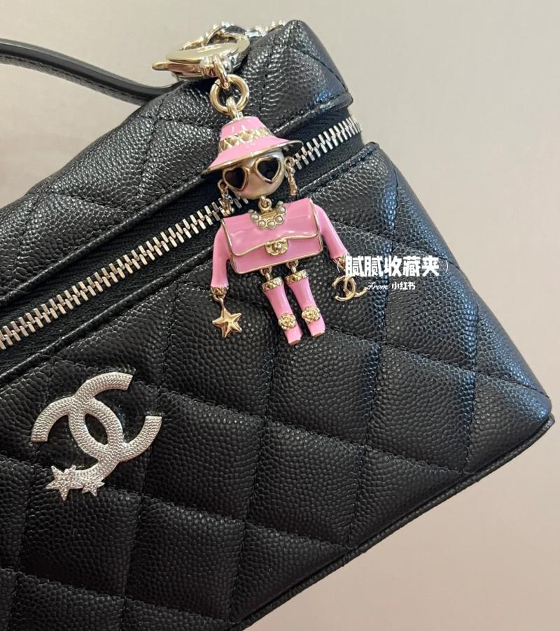 Chanel Bag Charm C102906
