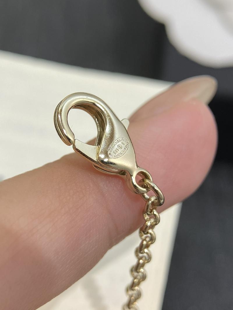 Chanel Bracelet YCB90702