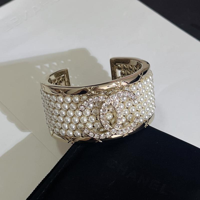 Chanel Bracelet YCB90804