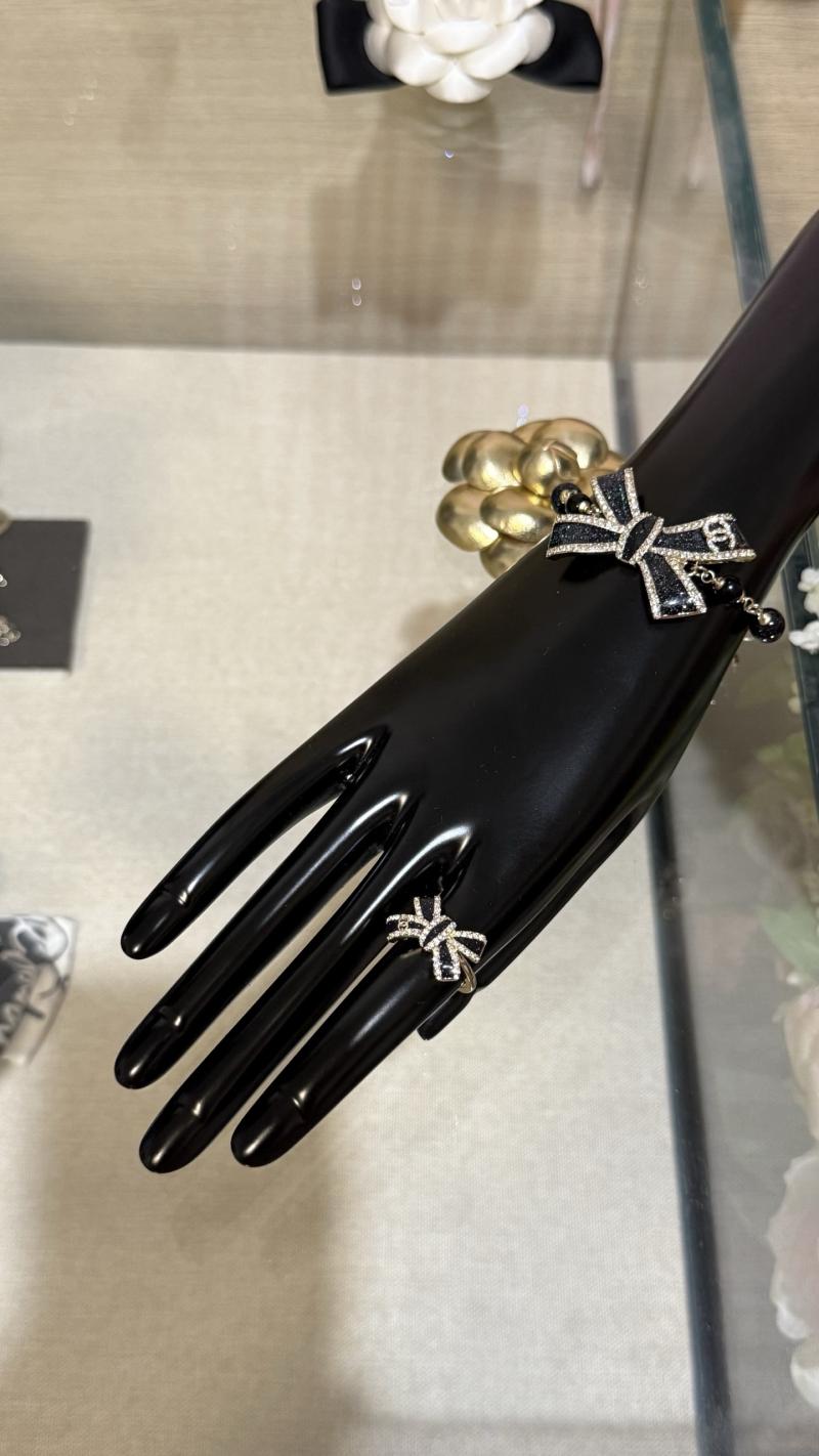 Chanel Bracelet YCB91201