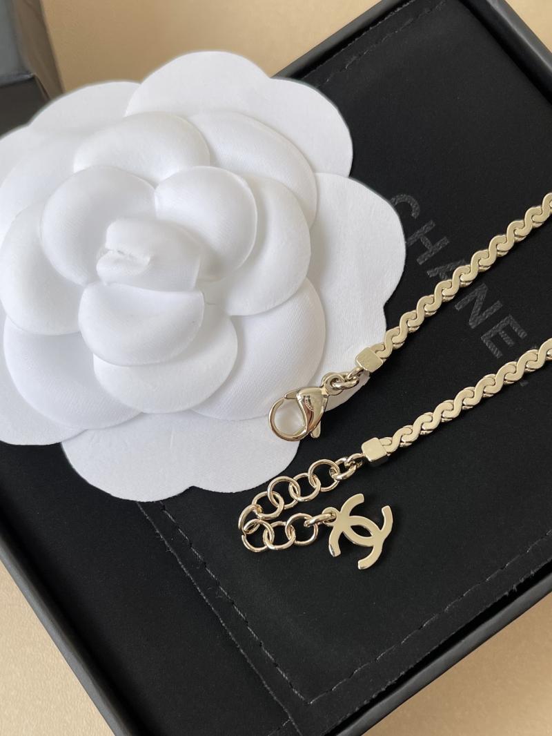 Chanel Bracelet YCB91301