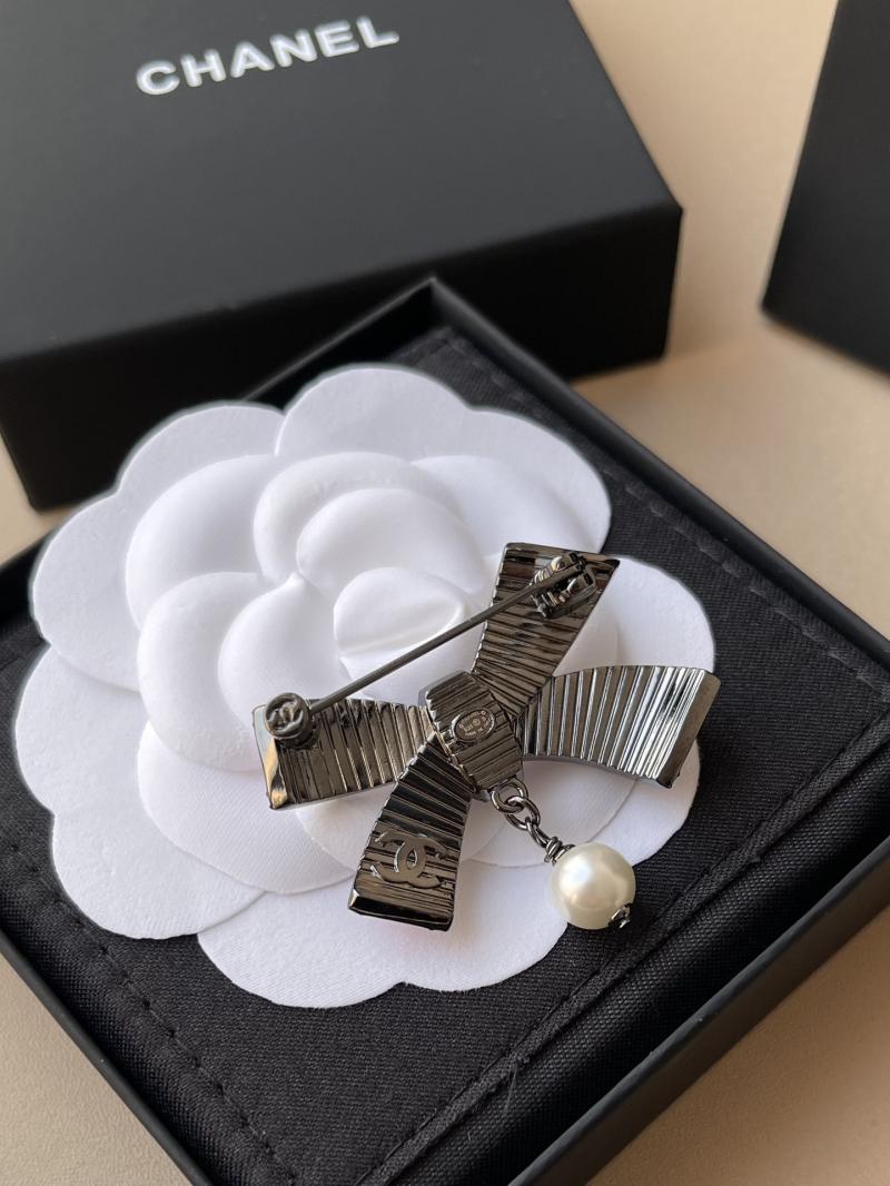 Chanel Brooch YCB91202