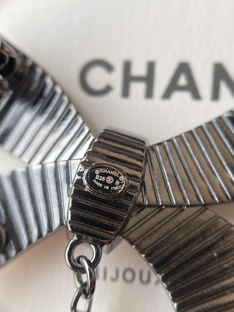 Chanel Brooch YCB91202