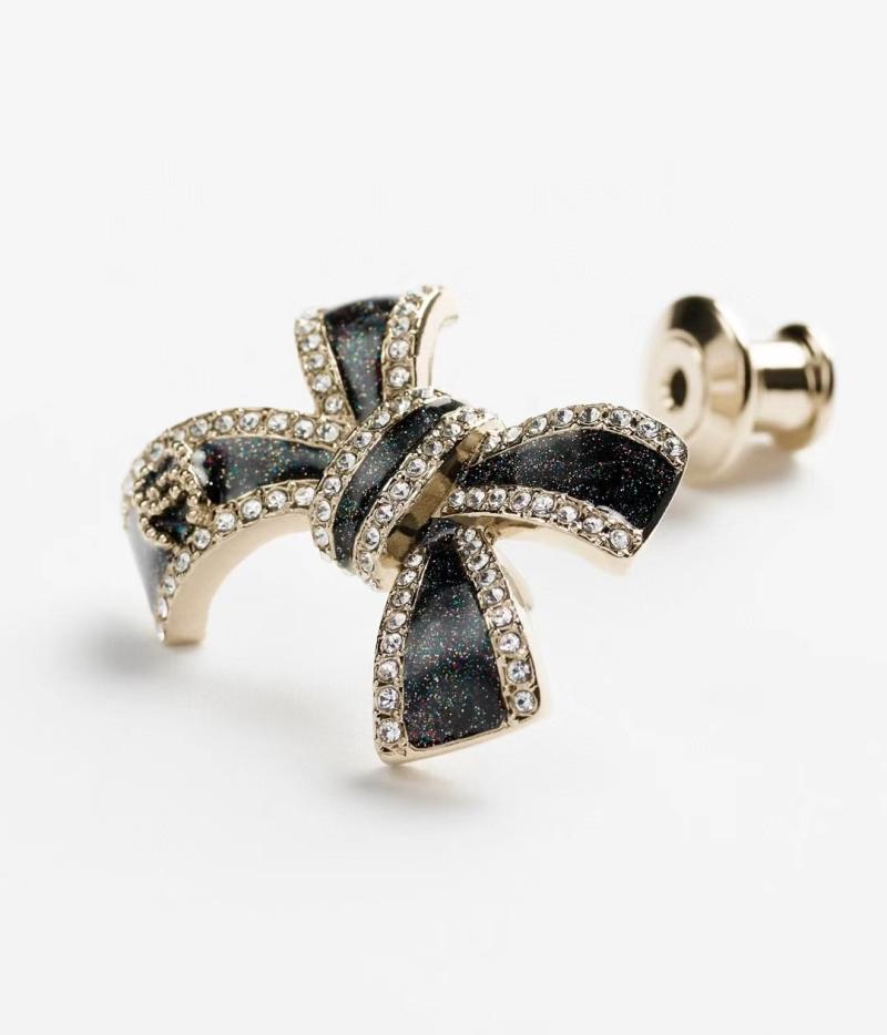 Chanel Brooch YCB91203