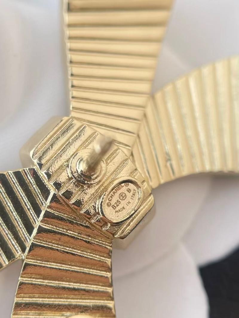 Chanel Brooch YCB91203