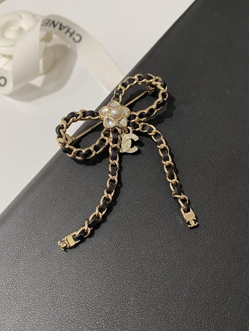 Chanel Brooch YCB91702