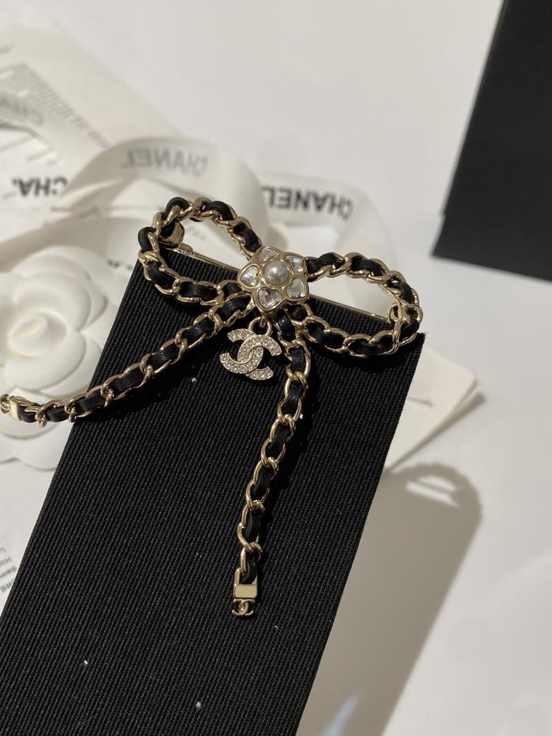 Chanel Brooch YCB91702