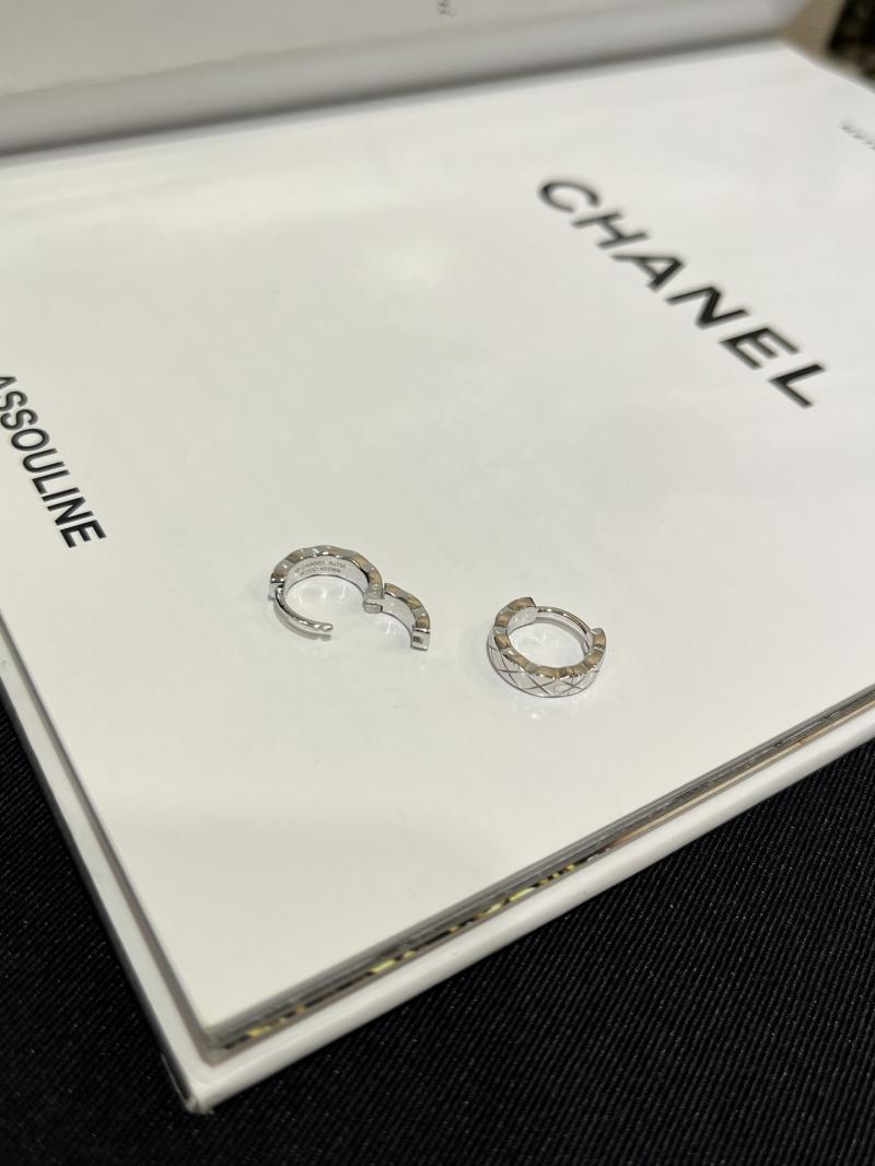 Chanel Earrings YCE90703