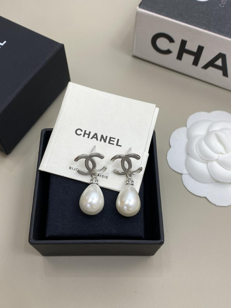 Chanel Earrings YCE90806