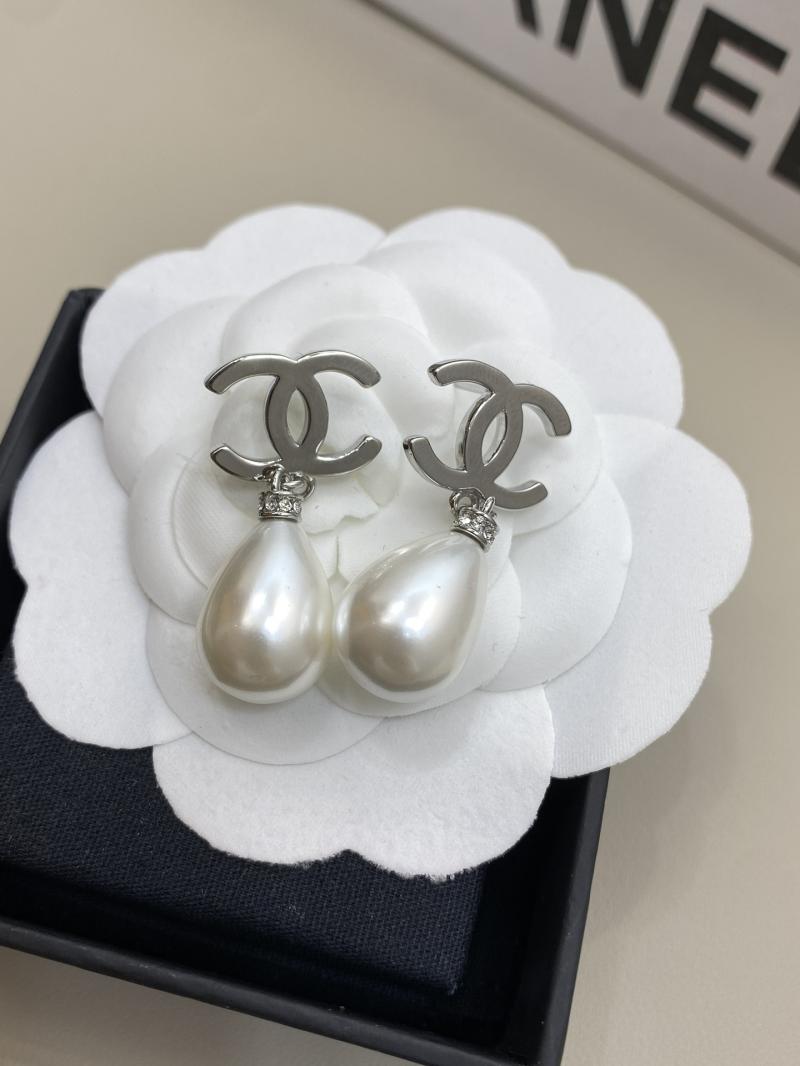 Chanel Earrings YCE90806