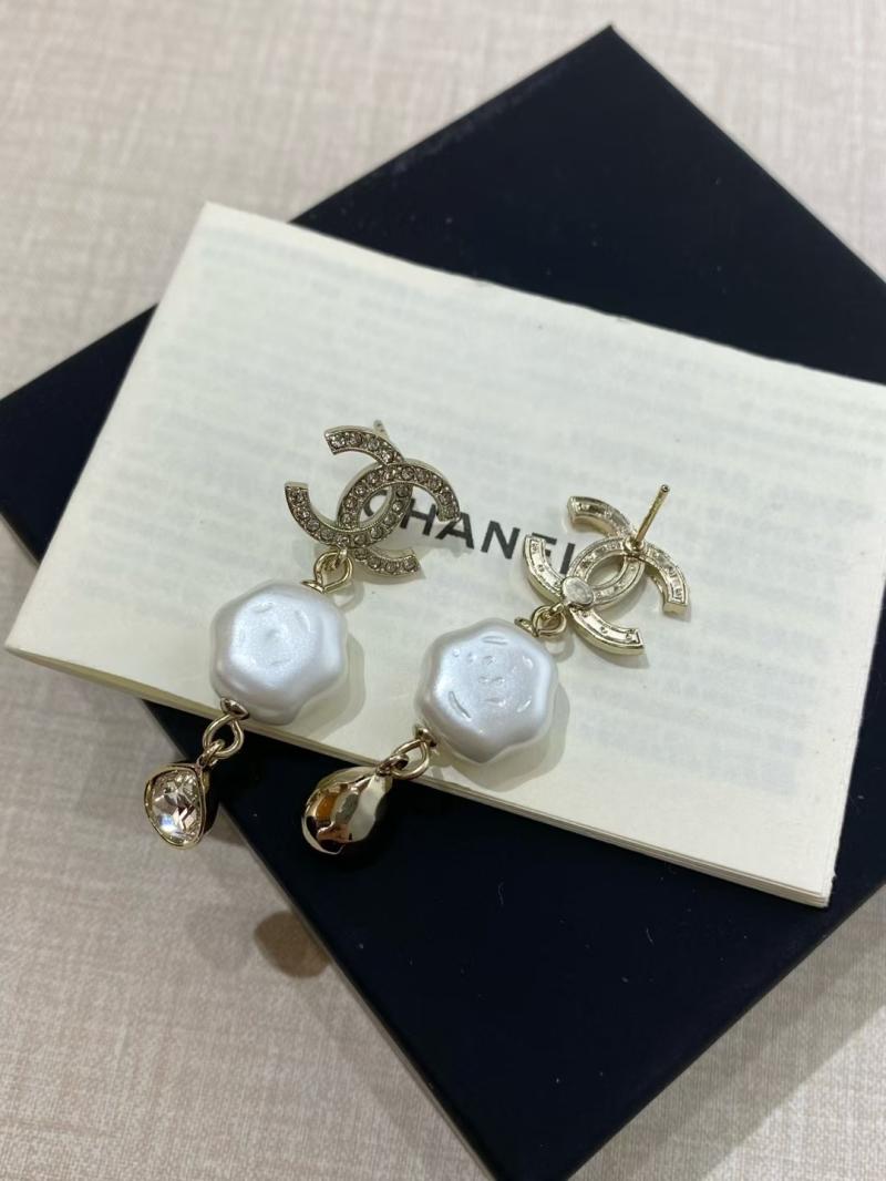 Chanel Earrings YCE91301