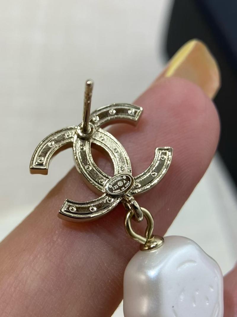 Chanel Earrings YCE91301