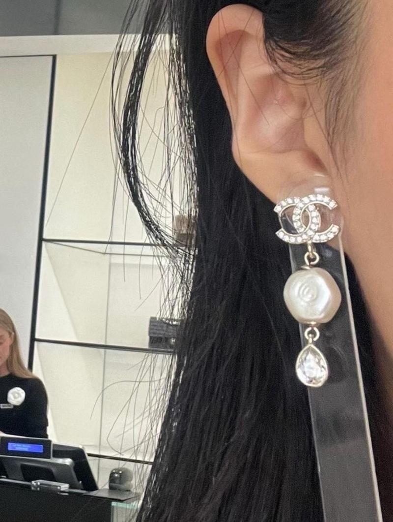 Chanel Earrings YCE91301