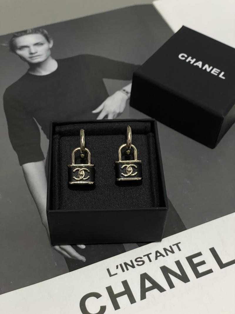 Chanel Earrings YCE91308