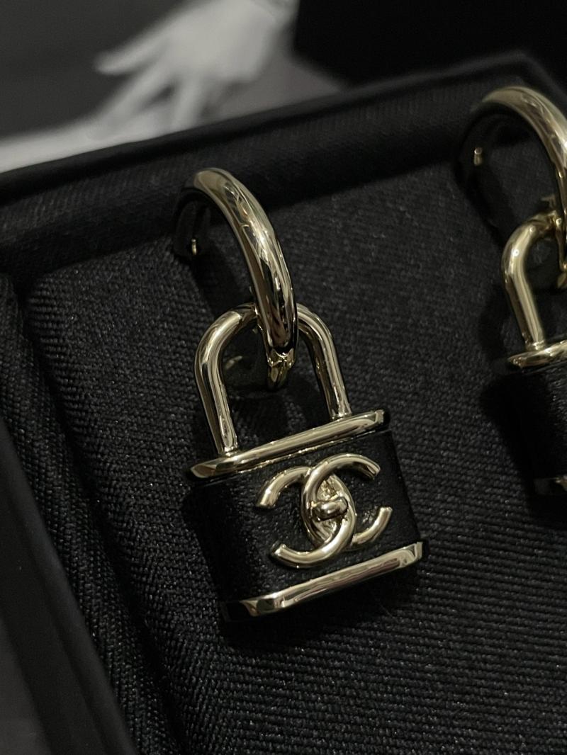 Chanel Earrings YCE91308
