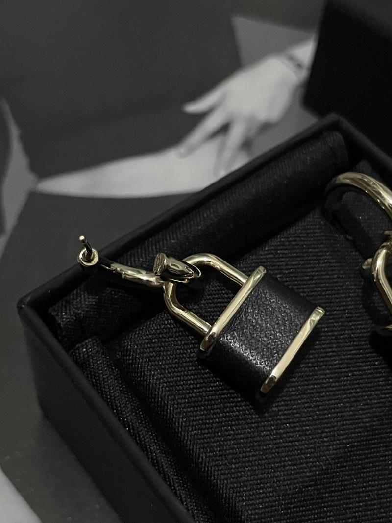 Chanel Earrings YCE91308