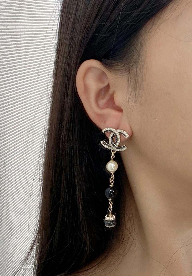 Chanel Earrings YCE91310