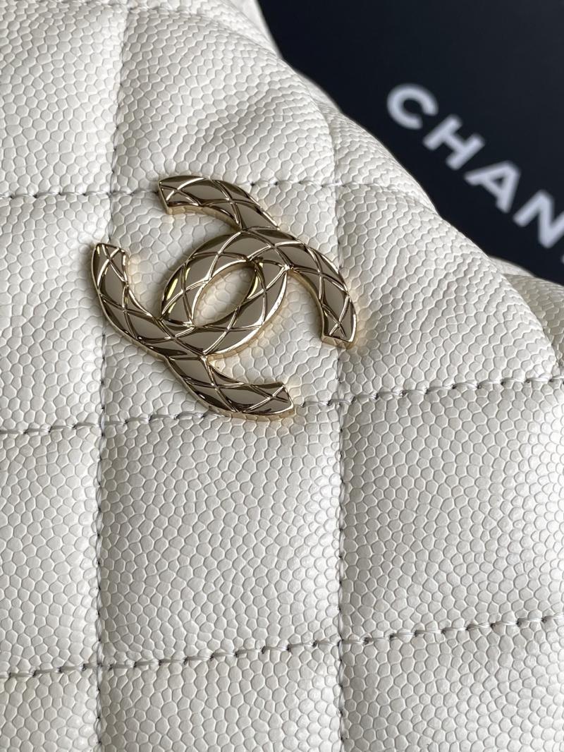Chanel mini handbag with Top Handle White AP4591