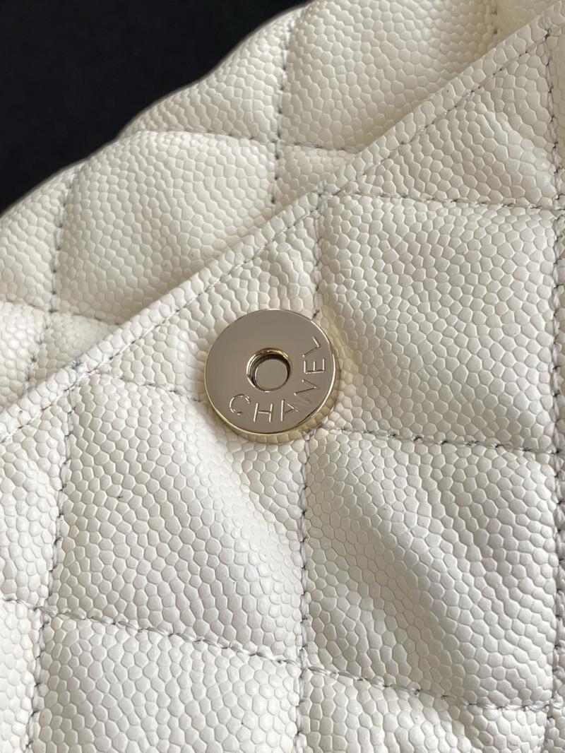 Chanel mini handbag with Top Handle White AP4591