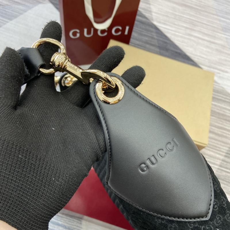 Gucci B large Suede shoulder bag Black 815924