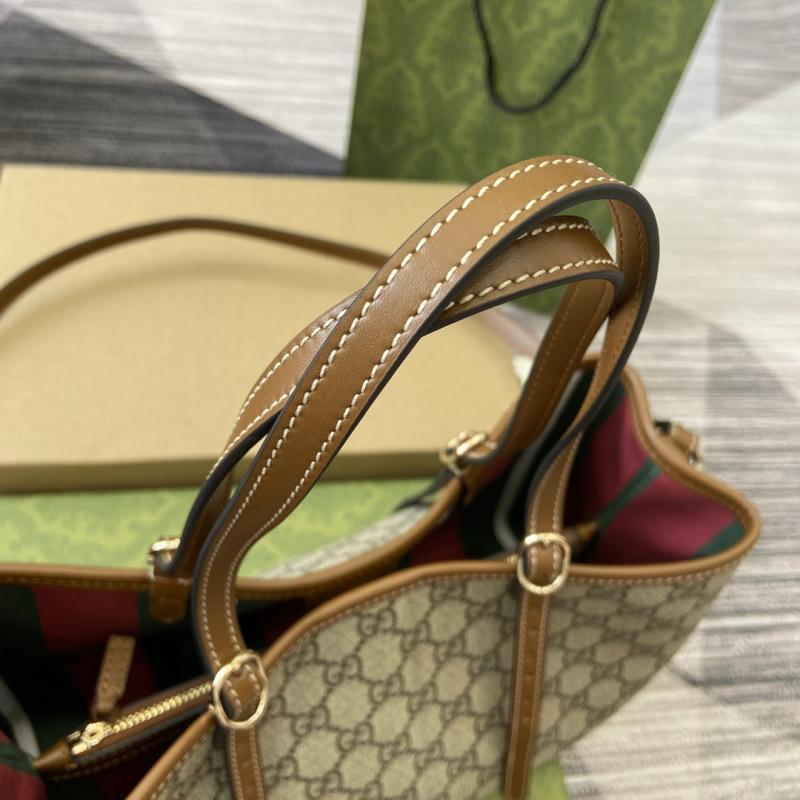 Gucci GG Emblem medium tote bag Brown 815214