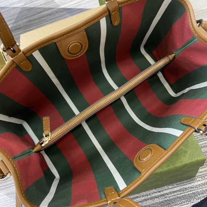 Gucci GG Emblem medium tote bag Brown 815214