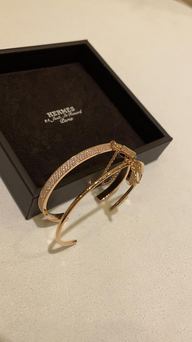 Hermes Bracelet YHB90701