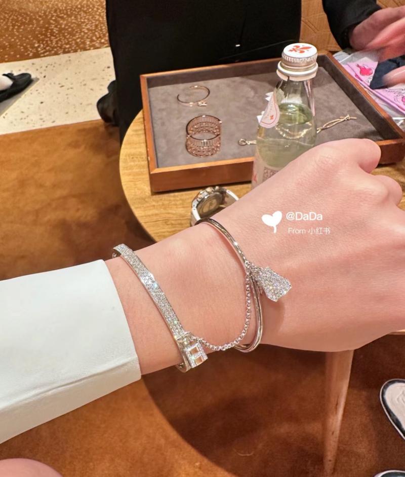 Hermes Bracelet YHB90702